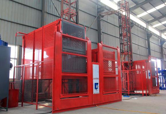 SC sērijas celtniecības pacēlājs