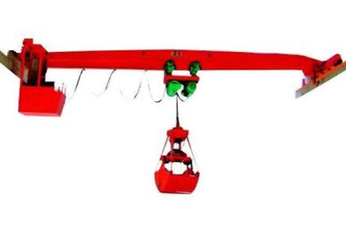 Vienpiedziņas virsbūve ar greiferi